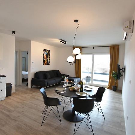Apartments One Трогир Экстерьер фото