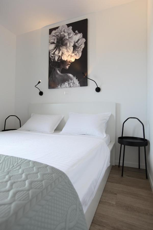 Apartments One Трогир Экстерьер фото